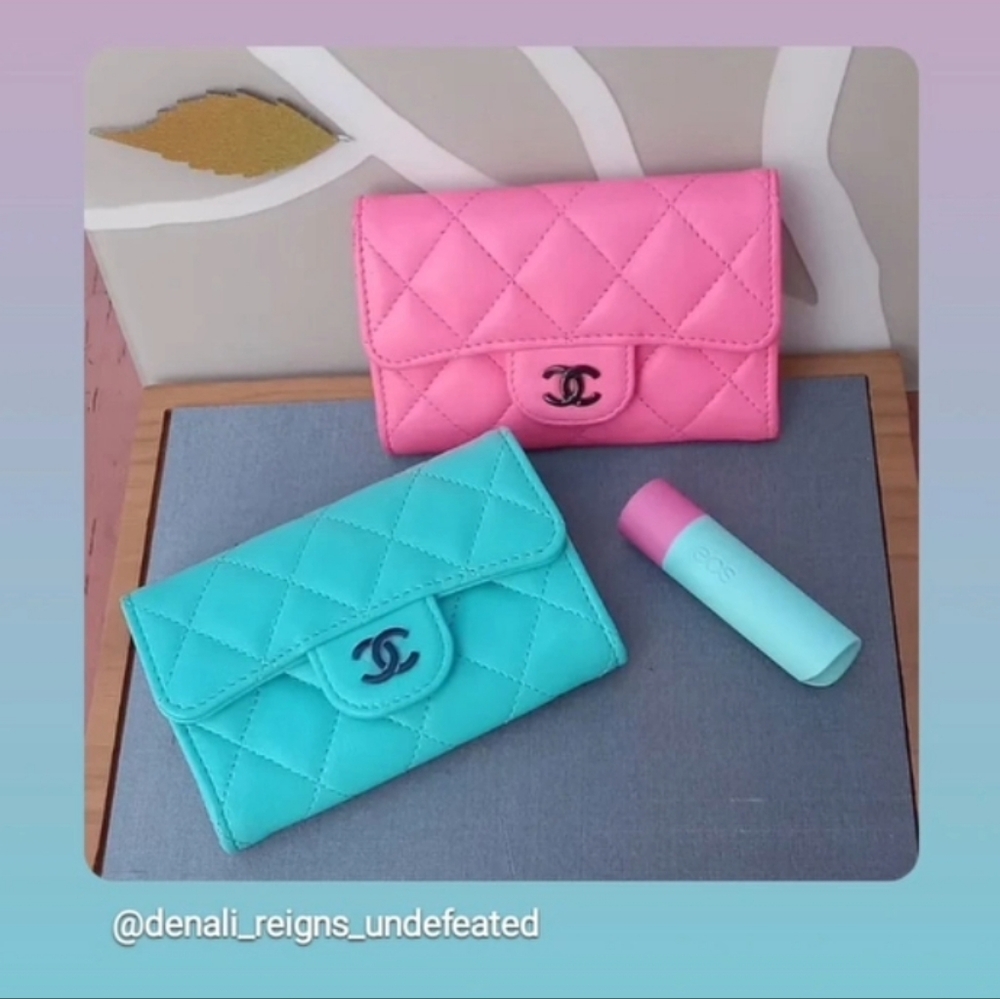 💝 CHANEL Pink Quilted Lambskin Flap Card Holder EUC - Picture 14 of 14